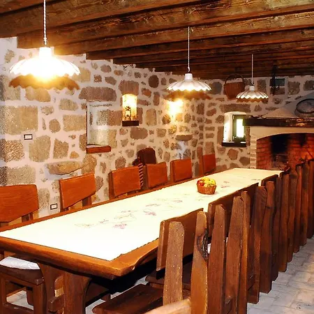 Stone House Varos Starigrad Paklenica