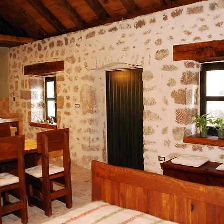 Holiday home Stone House Varos *