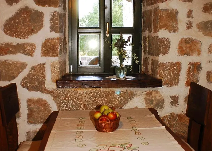 Stone House Varos Nyaraló