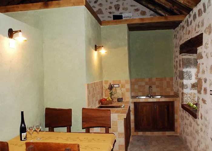 Stone House Varos *