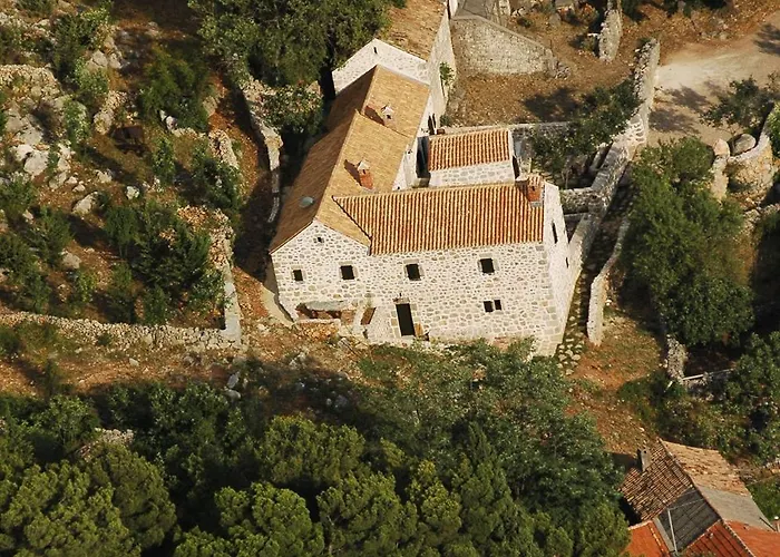 Stone House Varos Nyaraló *