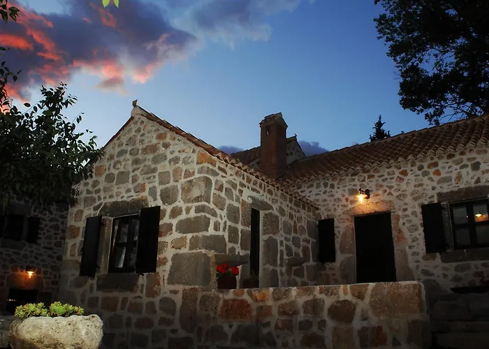 Stone House Varos Nyaraló *