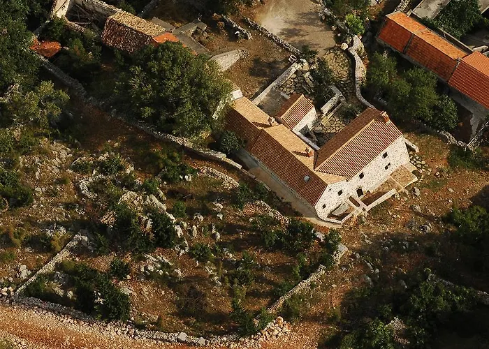 Stone House Varos Nyaraló
