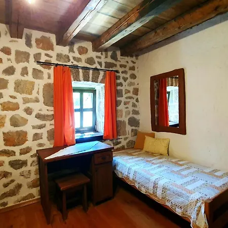 Holiday home Stone House Varos