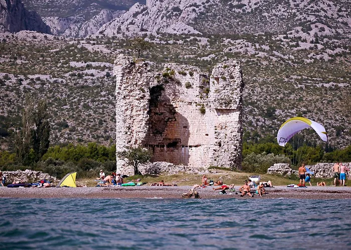 Stone House Varos